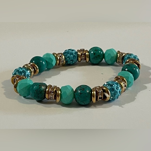 New Turquoise and Gold Beaded Bracelet - Picture 3 of 3